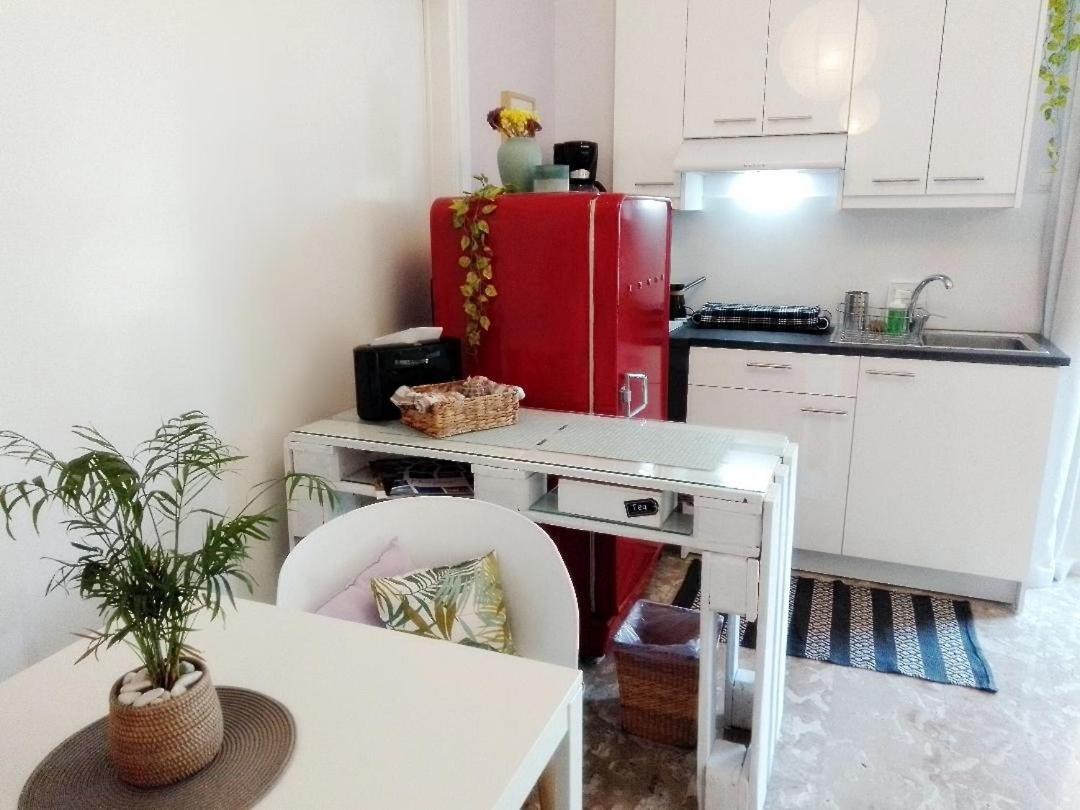 City Oasis Apartment Kalamata Esterno foto